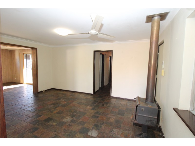 29 Girrawheen Avenue, Girrawheen WA 6064