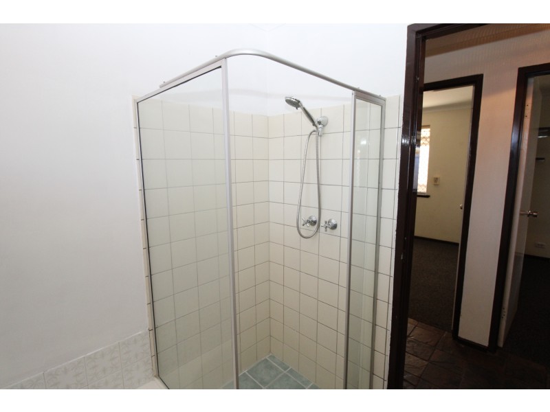 29 Girrawheen Avenue, Girrawheen WA 6064