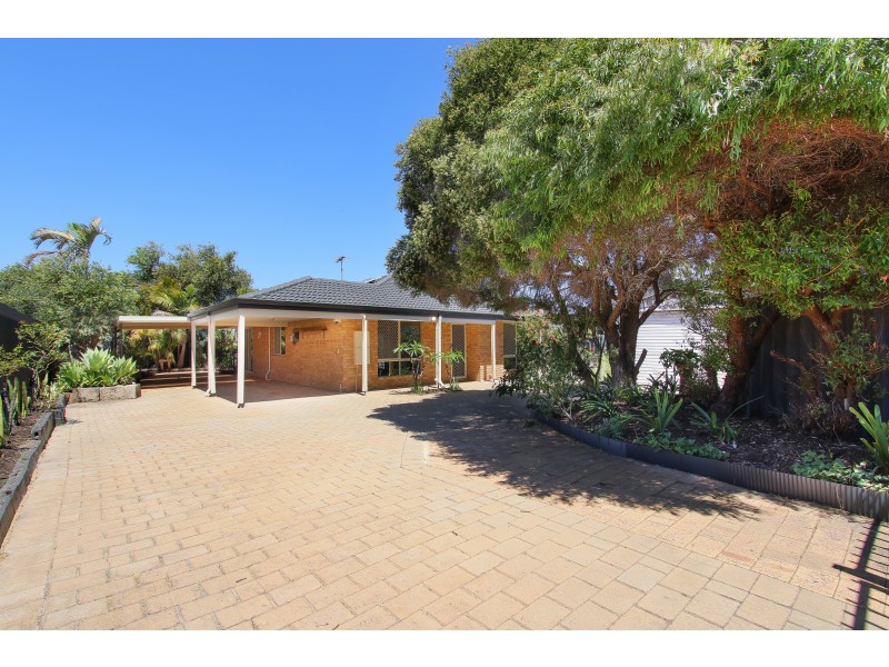 19B Clarke Way, Bassendean WA 6054