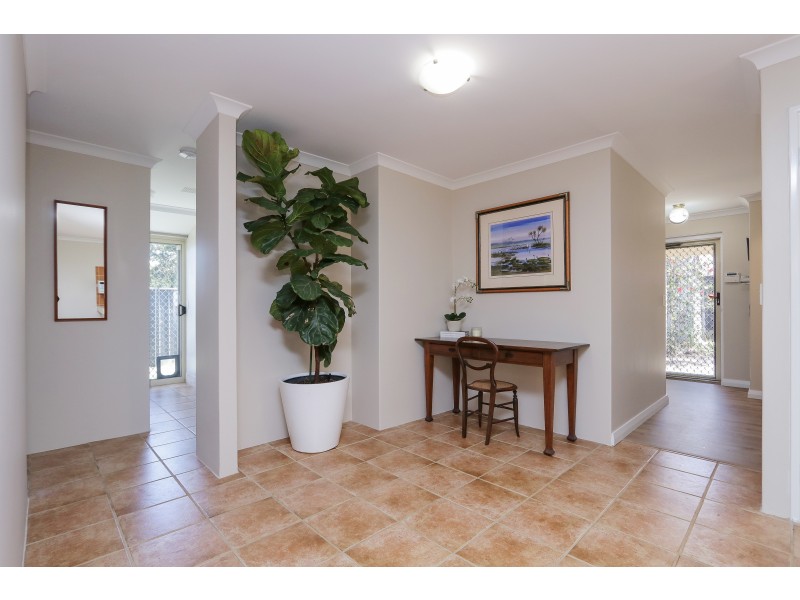 19B Clarke Way, Bassendean WA 6054