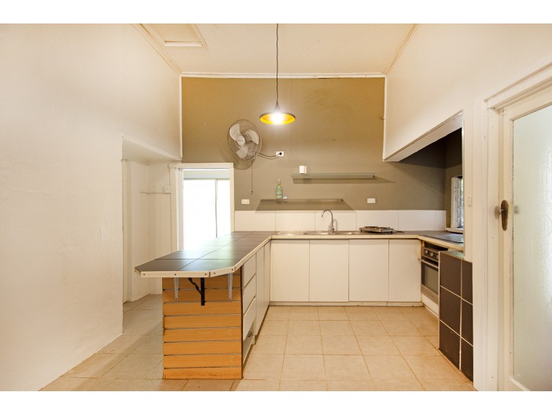 98 Benara Road, Caversham WA 6055