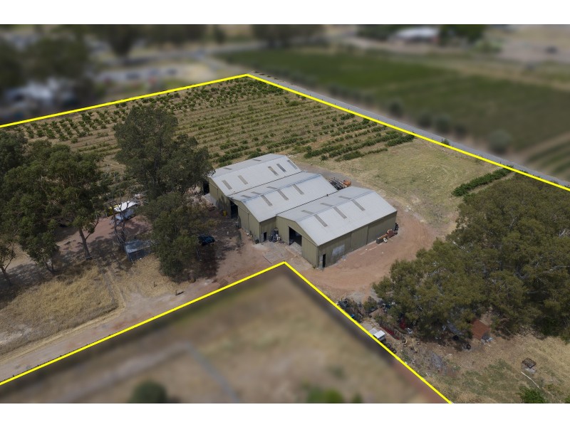 98 Benara Road, Caversham WA 6055