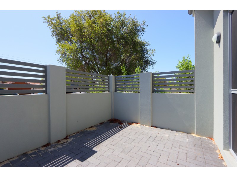 1/107 Odin Road, Innaloo WA 6018