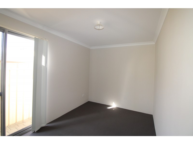 117 Shepperton Drive, Butler WA 6036