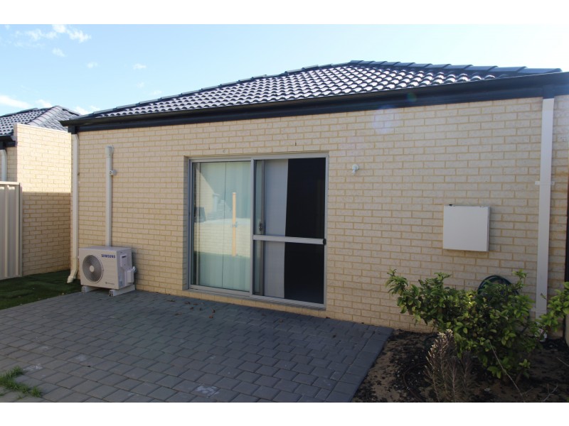 117 Shepperton Drive, Butler WA 6036