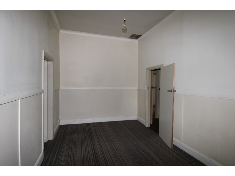 131 Beechboro Road South, Bayswater WA 6053