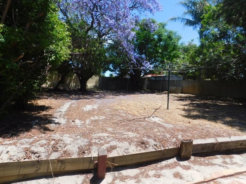 131 Beechboro Road South, Bayswater WA 6053