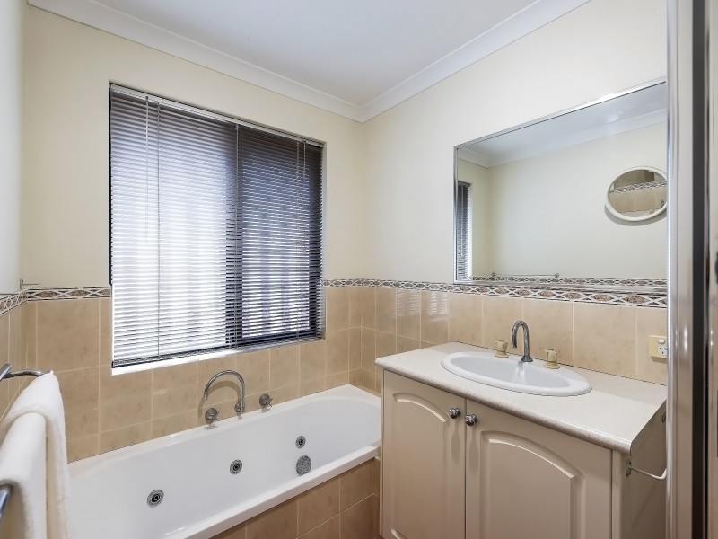 122C Planet Street, Carlisle WA 6101