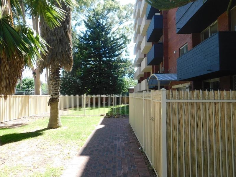 4/12 Tenth Avenue, Maylands WA 6051