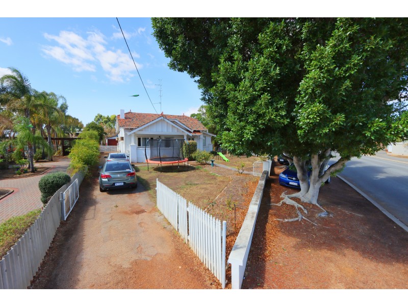 4 Gregory Street, Northam WA 6401