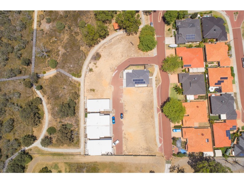 2/15 Bluerise Cove, Falcon WA 6210