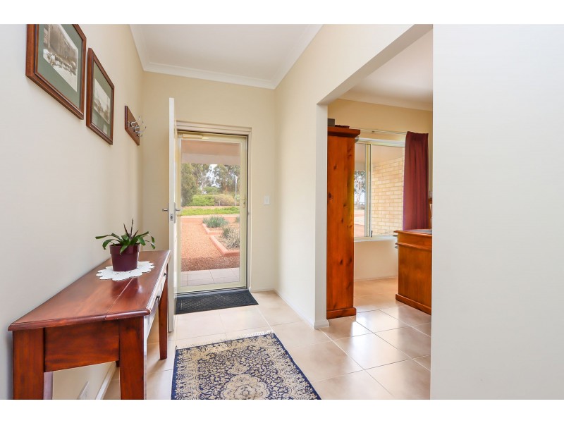 171 Salt Valley Road, Hoddys Well WA 6566