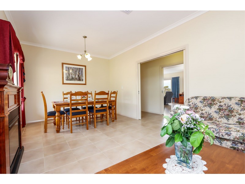 171 Salt Valley Road, Hoddys Well WA 6566