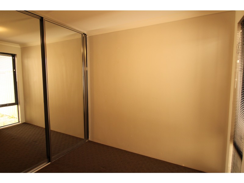 12 Kemp Street, Pearsall WA 6065