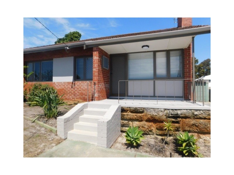 122 BROUN AVENUE, Embleton WA 6062