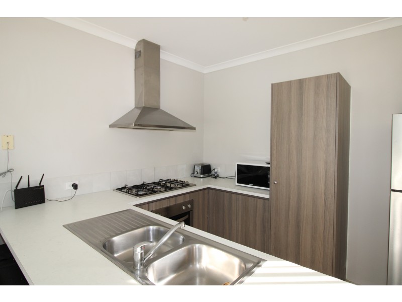 3/44 Russell Road, Madeley WA 6065