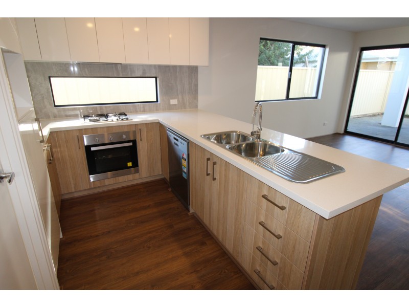 4/Unit 123 Hardey Road, Belmont WA 6104