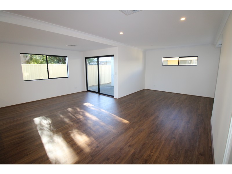 4/Unit 123 Hardey Road, Belmont WA 6104