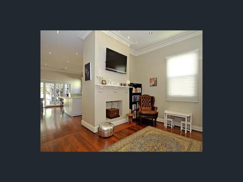 12 Olive Street, Guildford WA 6055