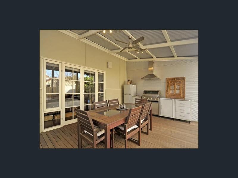 12 Olive Street, Guildford WA 6055