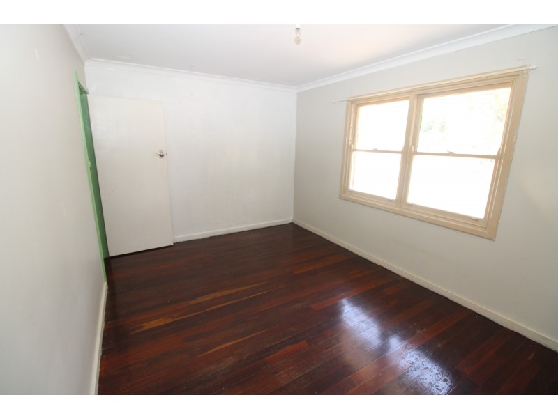 11 Woolgar Way, Lockridge WA 6054