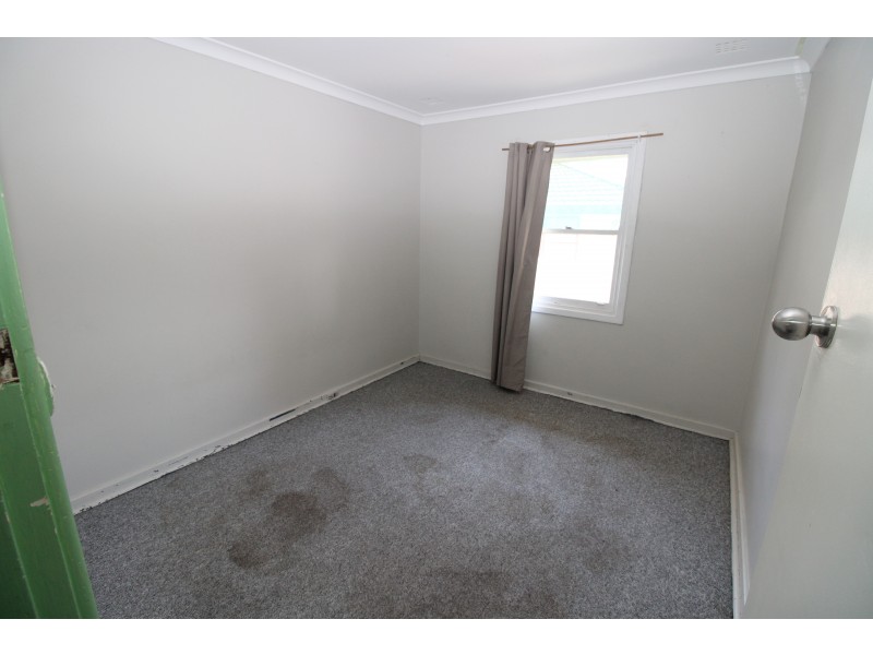 11 Woolgar Way, Lockridge WA 6054