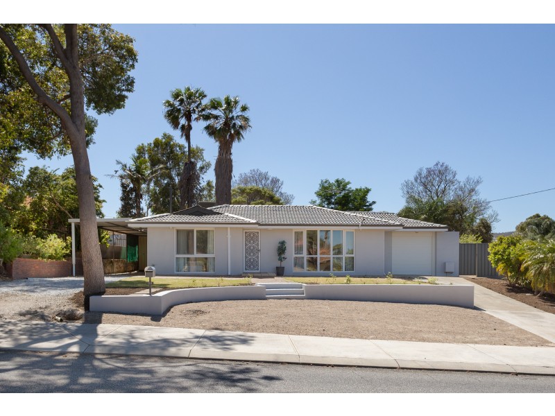 24 Myles Road, Swan View WA 6056