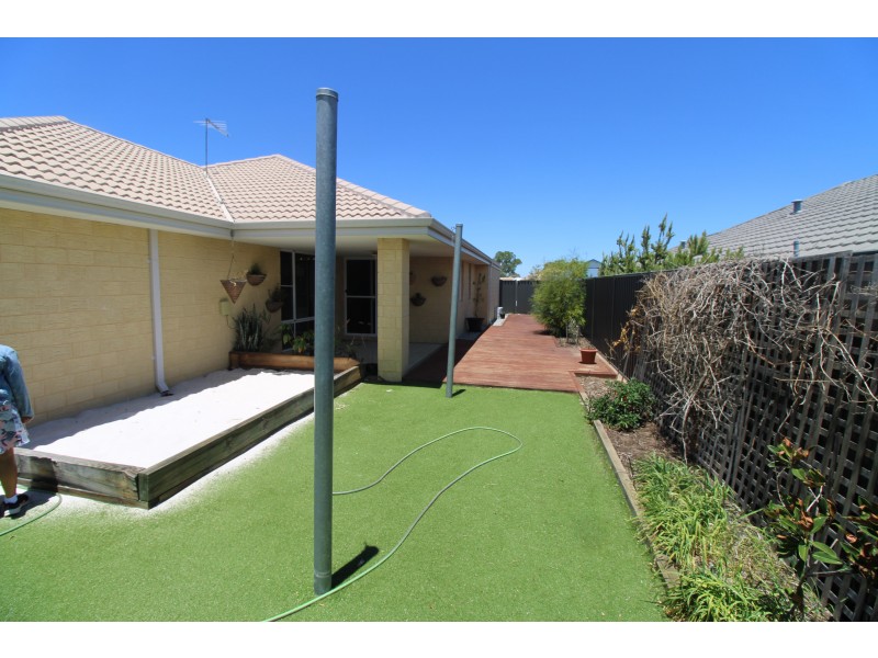 6 Letterkenny Road, Bullsbrook WA 6084