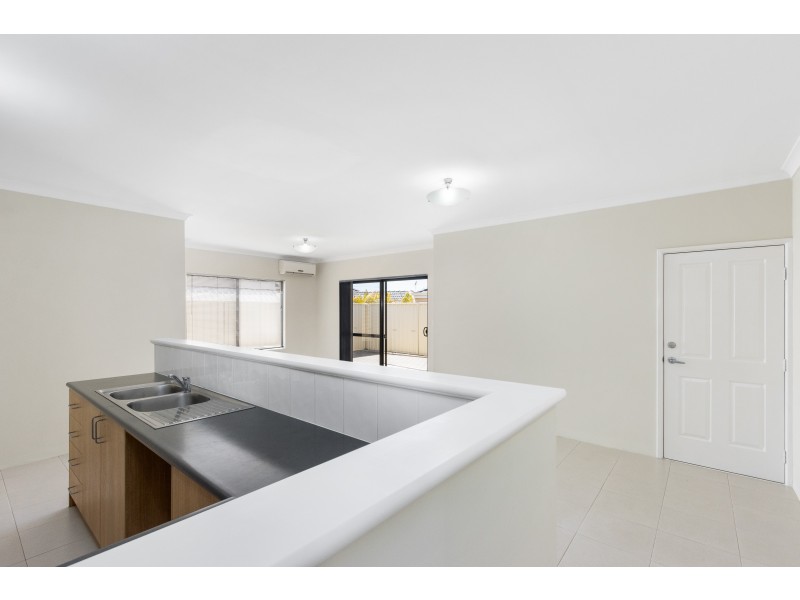 4 La Trobe Street, Landsdale WA 6065