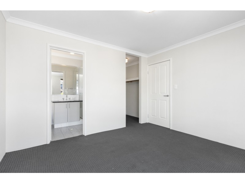 4 La Trobe Street, Landsdale WA 6065