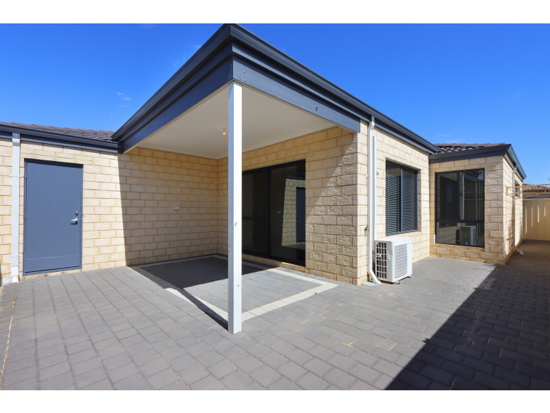 4 La Trobe Street, Landsdale WA 6065