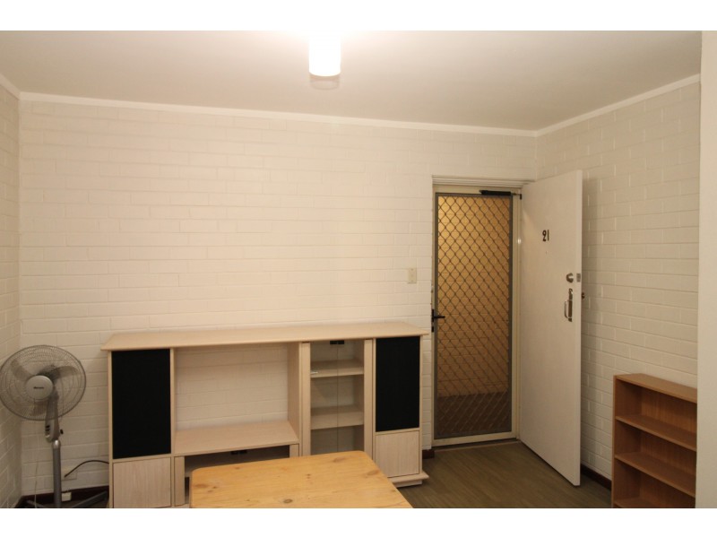 21/12 Tenth Avenue, Maylands WA 6051