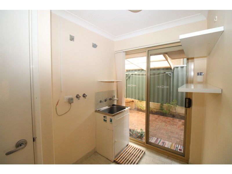 20A Beach Road, Watermans Bay WA 6020