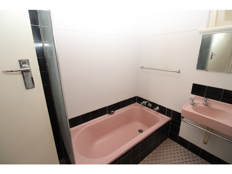 52 Drynan Street, Bayswater WA 6053