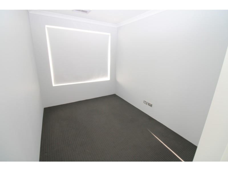 18 Goldsbrough Entrance, Helena Valley WA 6056