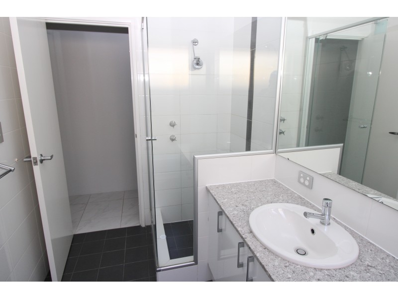 18 Goldsbrough Entrance, Helena Valley WA 6056