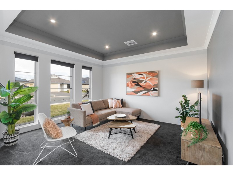 18 Goldsbrough Entrance, Helena Valley WA 6056