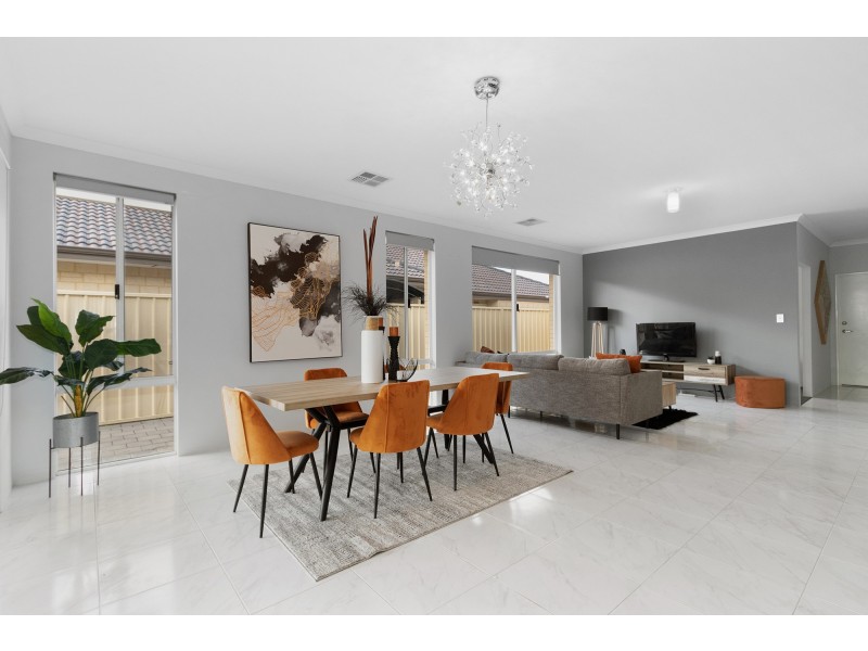 18 Goldsbrough Entrance, Helena Valley WA 6056