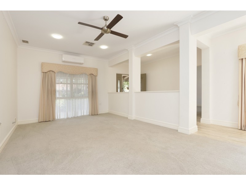 6 The Boulevard, Bentley WA 6102