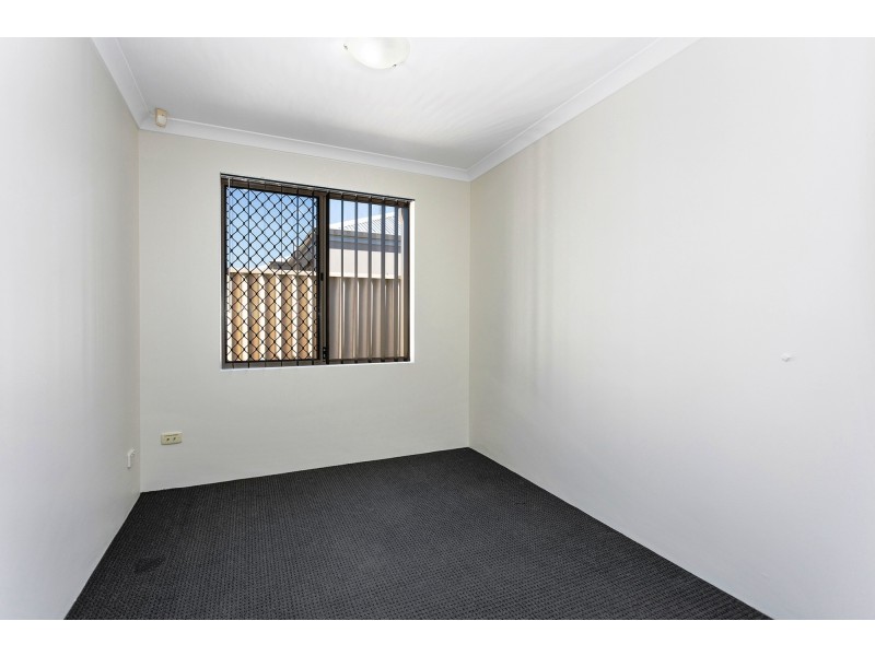 11C Loxwood Road, Balga WA 6061
