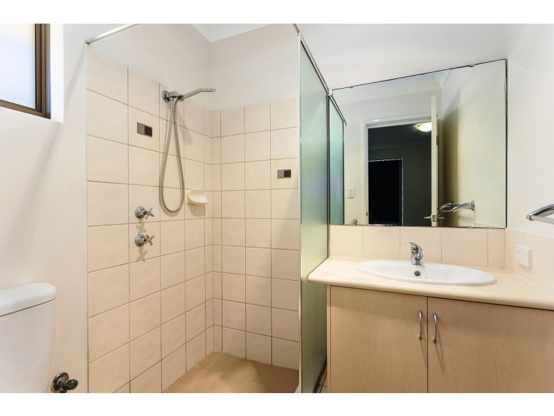 11C Loxwood Road, Balga WA 6061