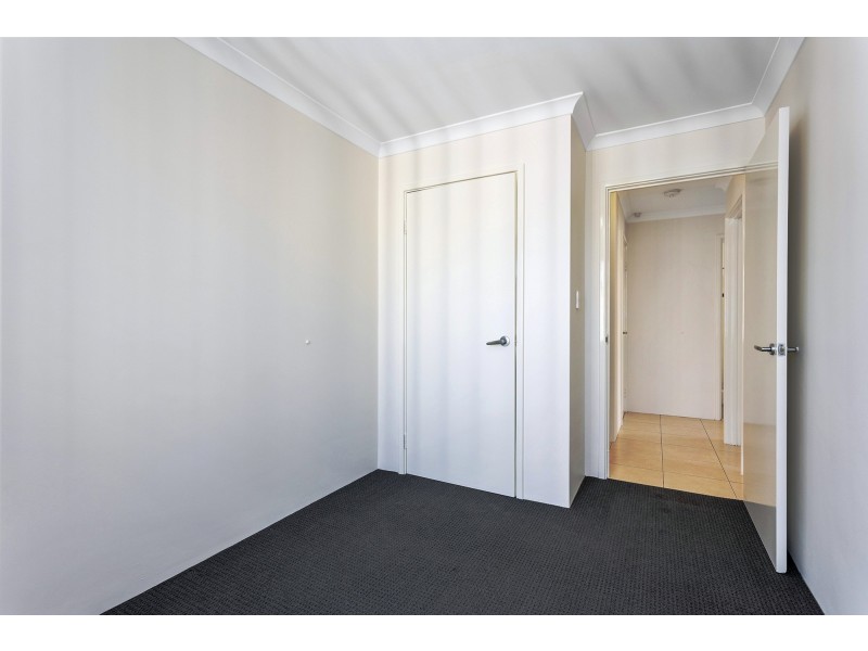 11C Loxwood Road, Balga WA 6061