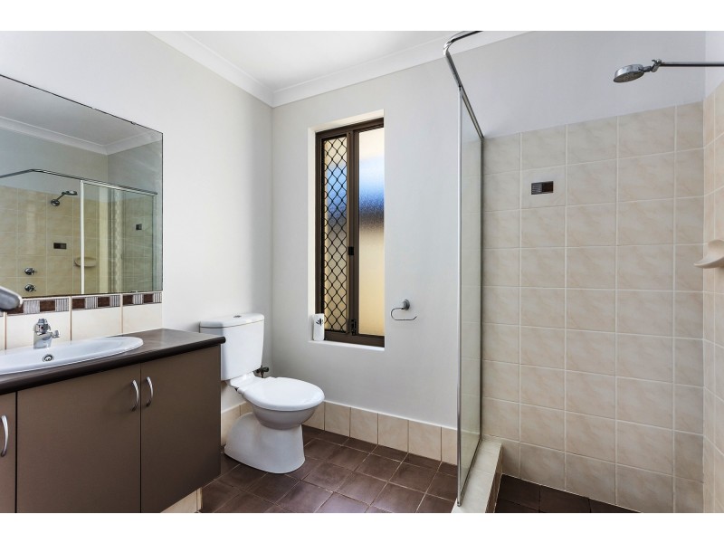 11C Loxwood Road, Balga WA 6061