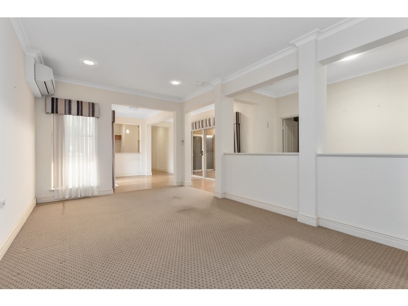 5 The Boulevard, Bentley WA 6102