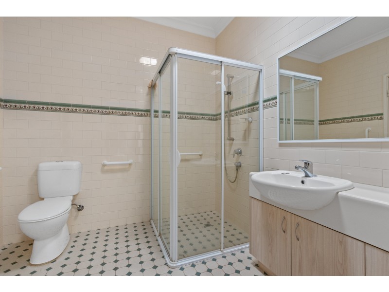 5 The Boulevard, Bentley WA 6102