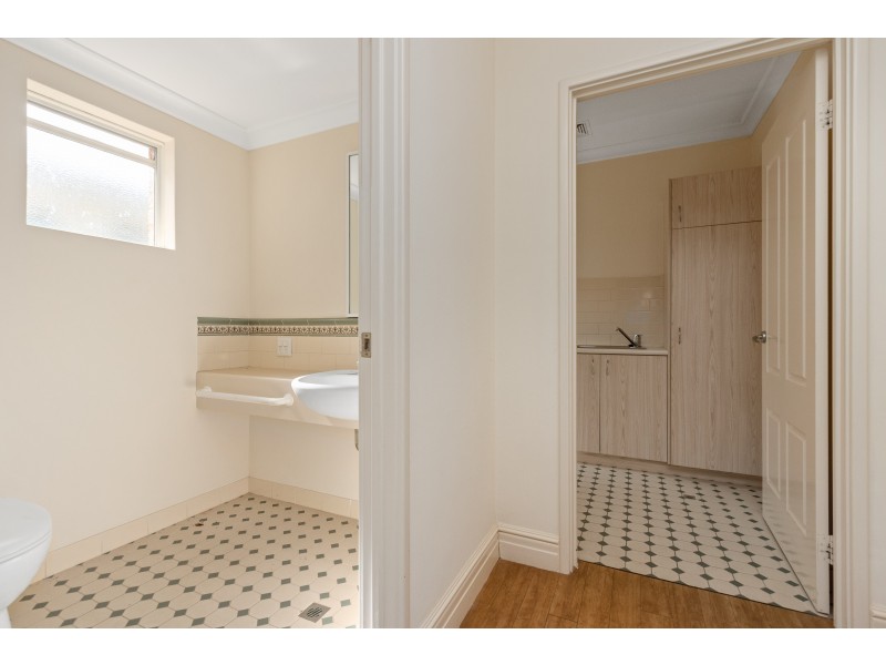 5 The Boulevard, Bentley WA 6102