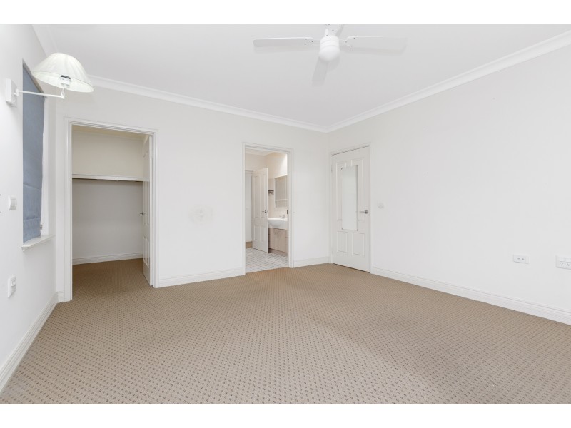 2 Jacaranda Avenue, Bentley WA 6102