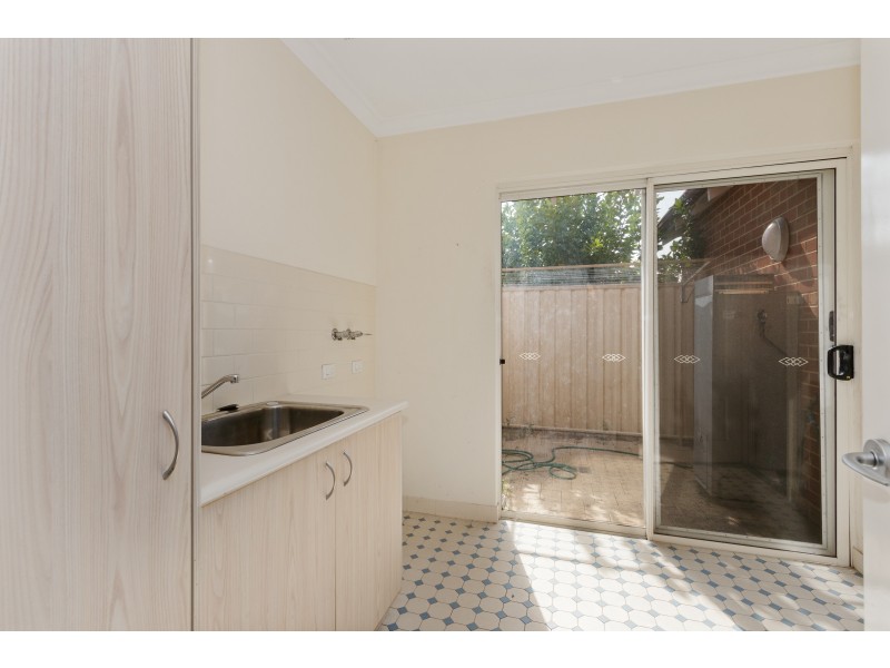 2 Jacaranda Avenue, Bentley WA 6102