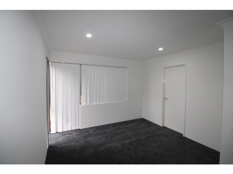 30 Harkins Street, Westminster WA 6061