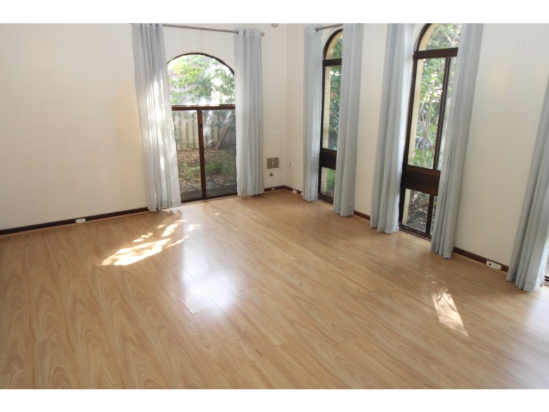 5A Drysdale Street, Shelley WA 6148